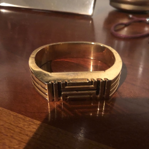 Tory Burch Fitbit bracelet - Picture 2 of 4